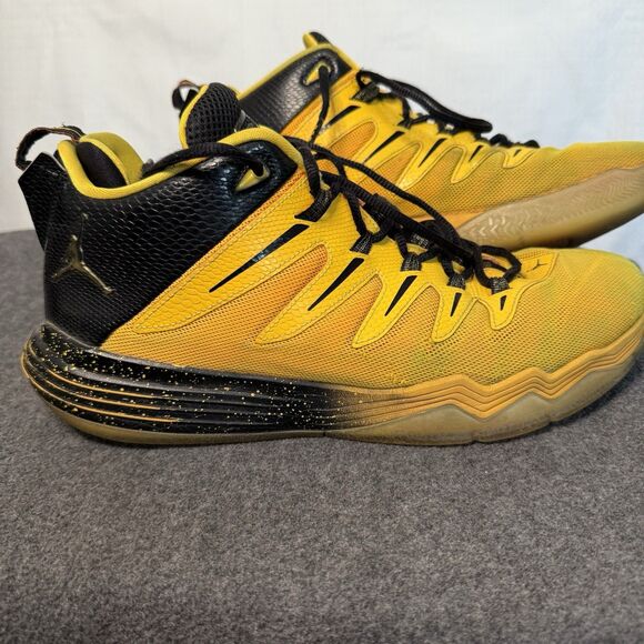 Nike Air Jordan CP3 CP3.IX Yellow Dragon Black Size 12 Sneakers 810868-012 - Picture 3 of 5
